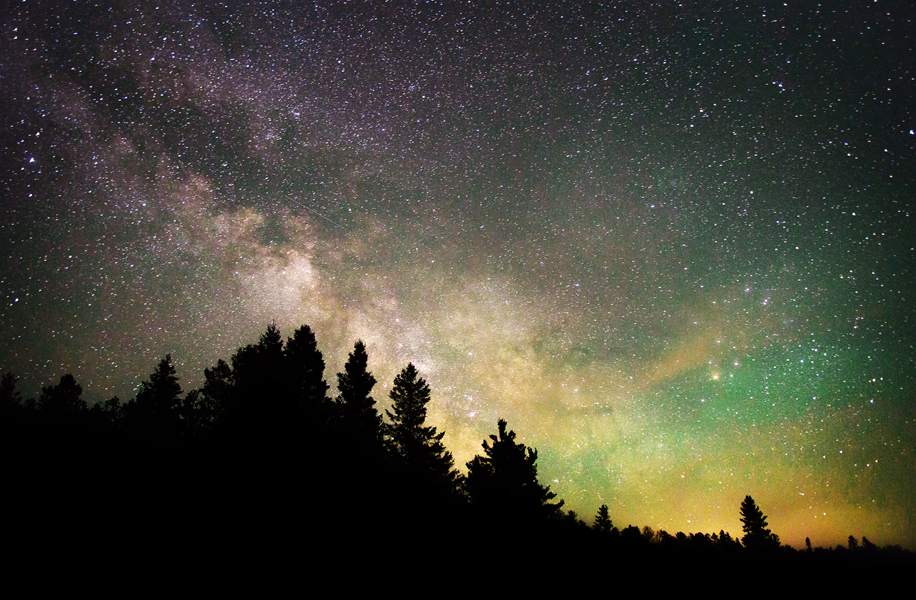 Milkyway Skyline | Shutterbug